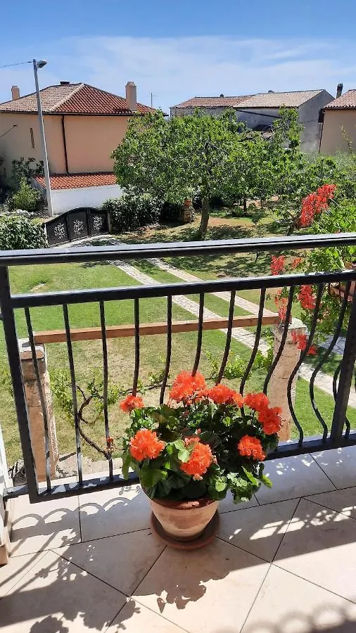 Apartments Grbin Ližnjan Croazia